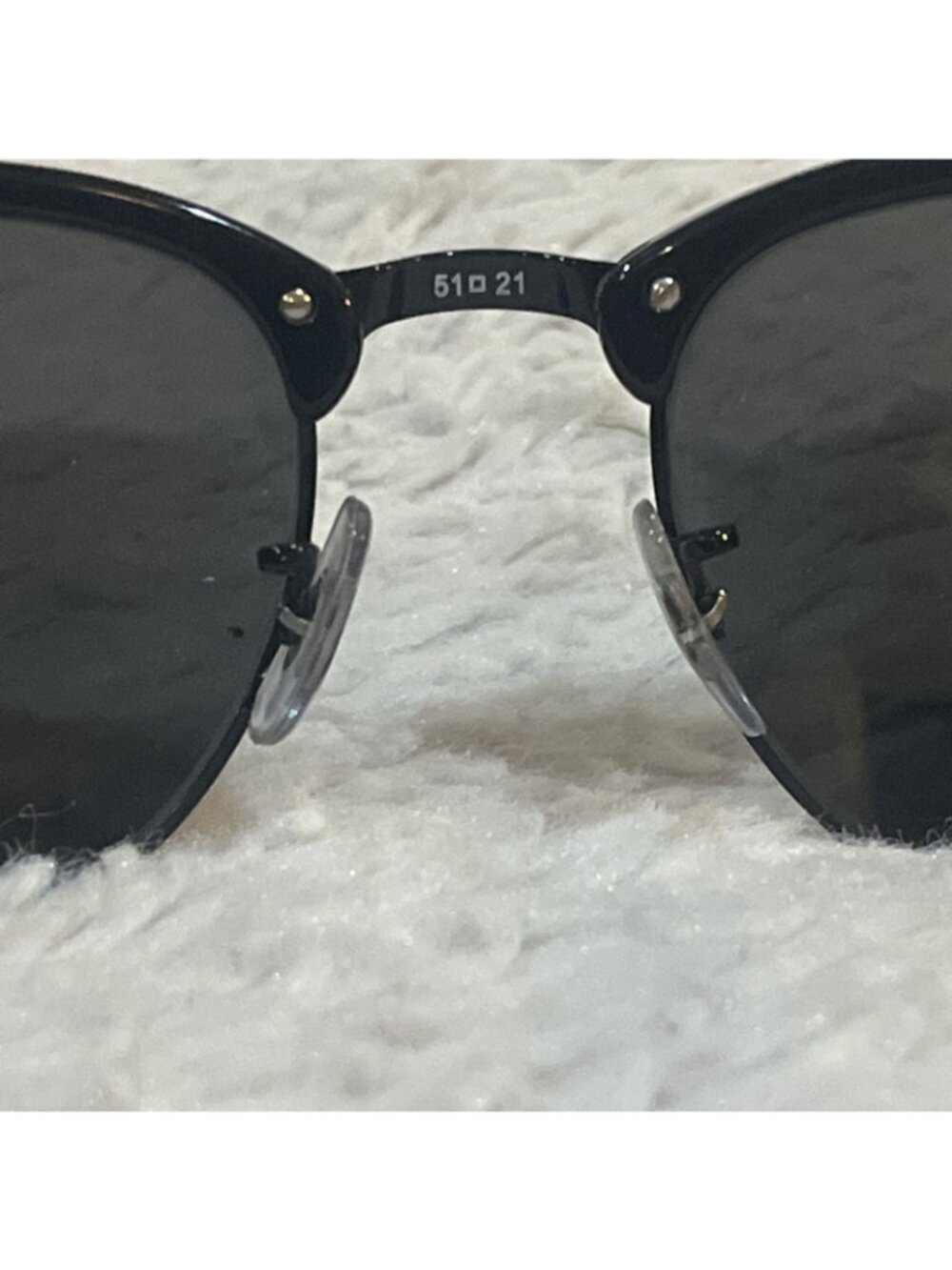 Ray-Ban RB3016 Clubmaster Polarized Sunglasses Black 1305 B1 51. 21 145 - Picture 5 of 10